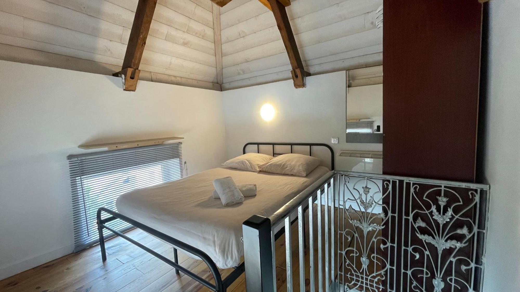 Le Doolies - Holiday Inn Биарриц Экстерьер фото